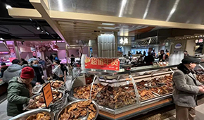 春節(jié)消費(fèi)火熱！海底撈待客超千萬(wàn)人次；盒馬銷(xiāo)售激增216%